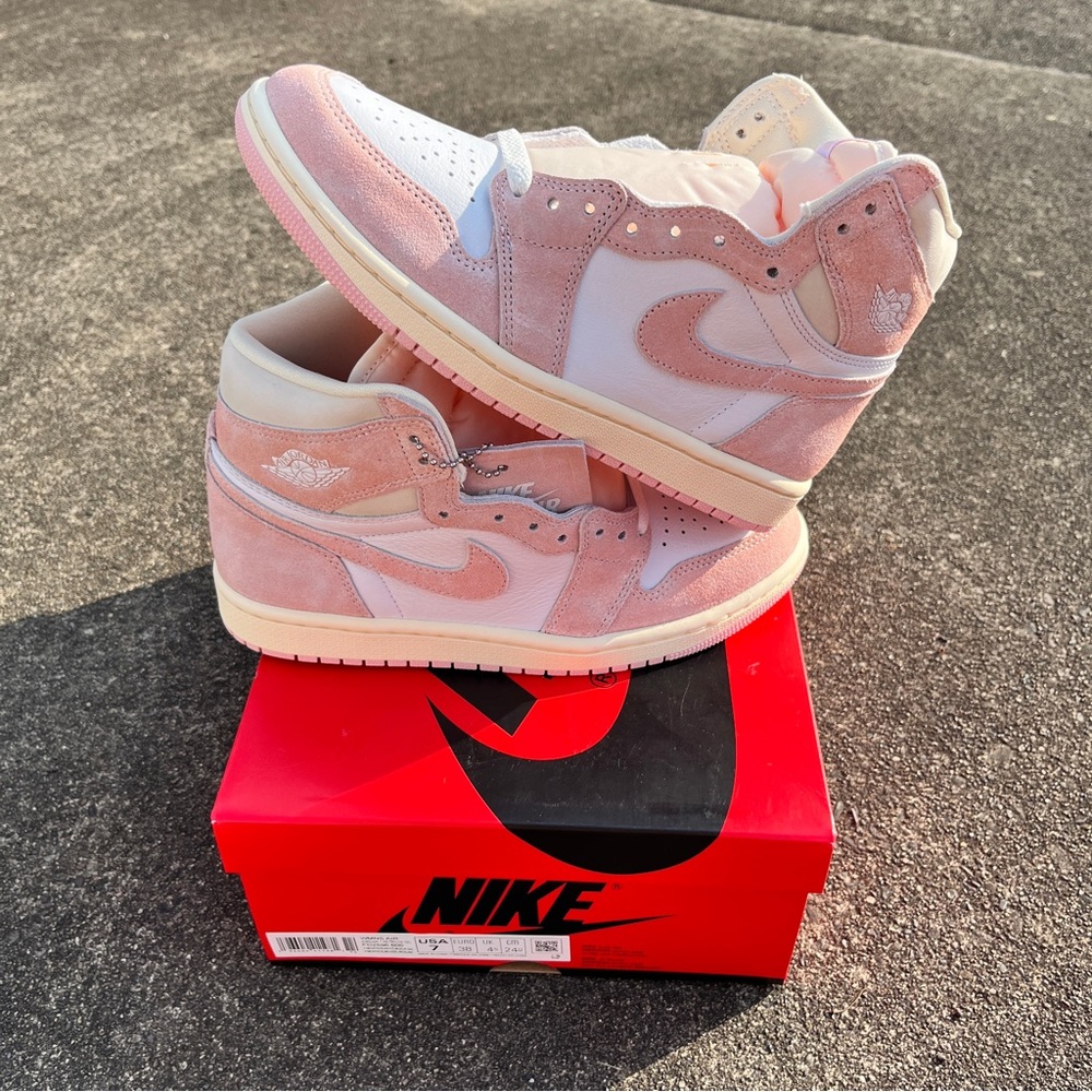 Women’s Nike Air Jordan 1 High Washed Pink New Size 7W